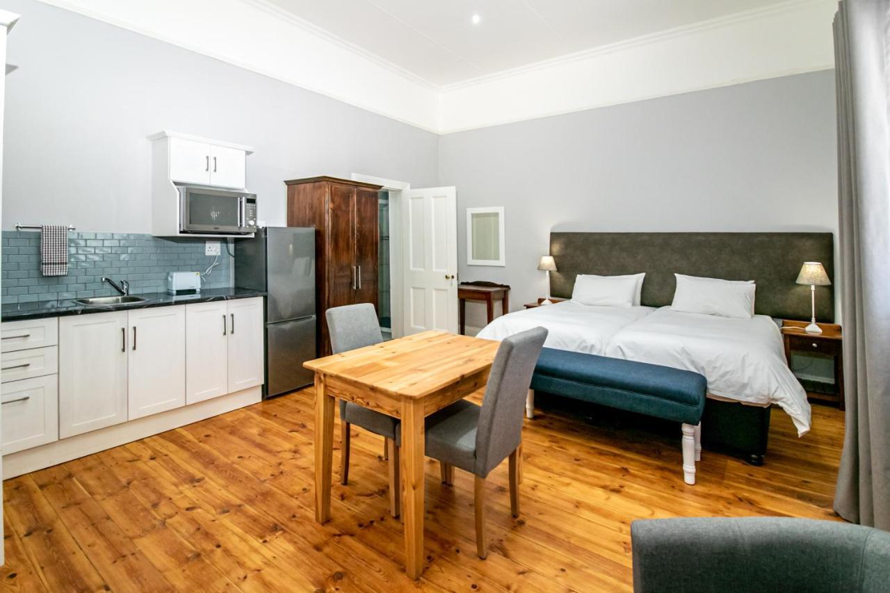 Victorian Square Guesthouse Graaff-Reinet Exteriér fotografie